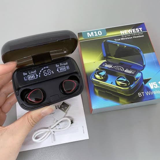 M10 TWS Wireless Bluetooth Earbuds With Built-in Power Bank